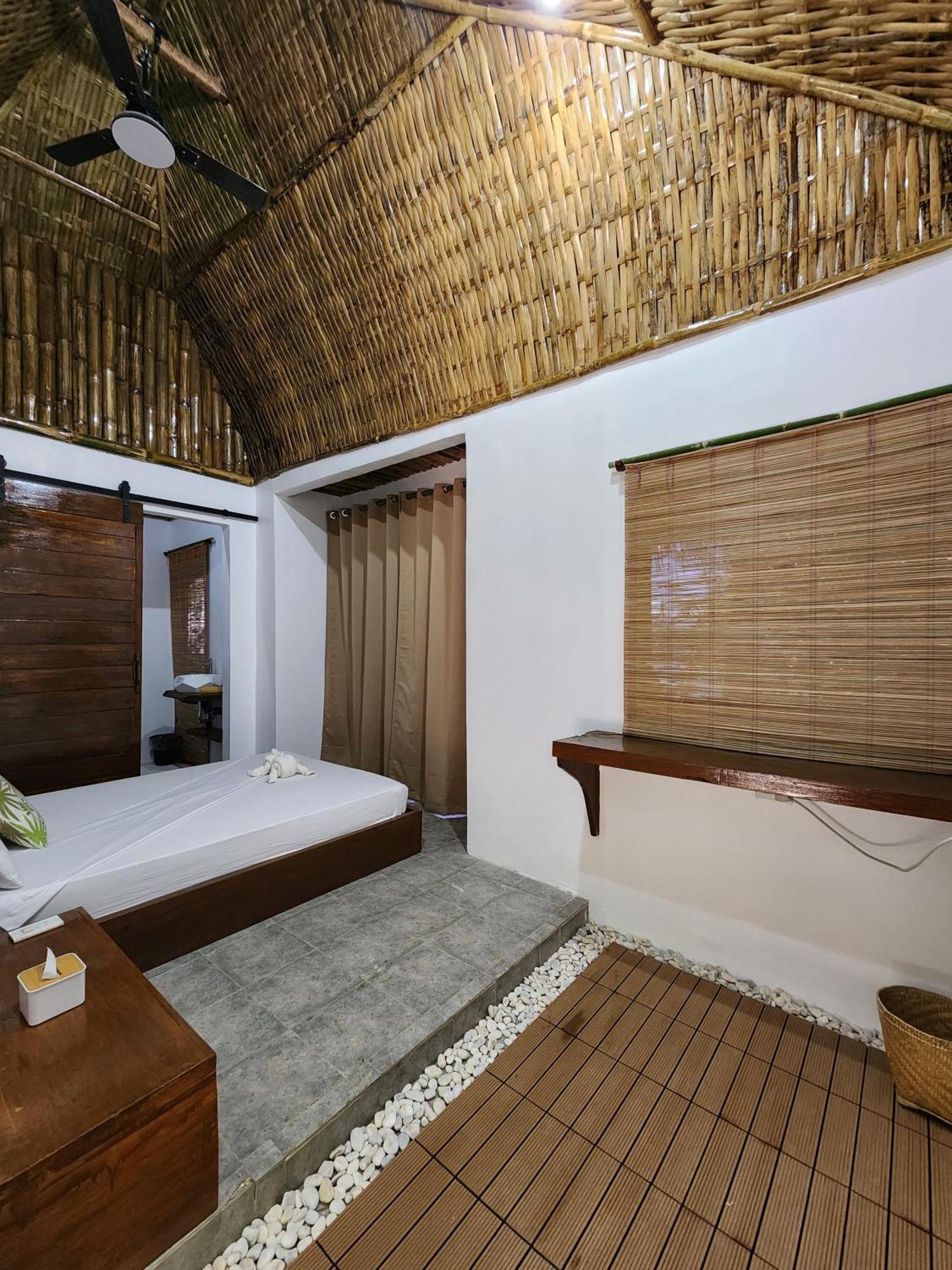 Cocovana Beach Resort Busuanga Esterno foto